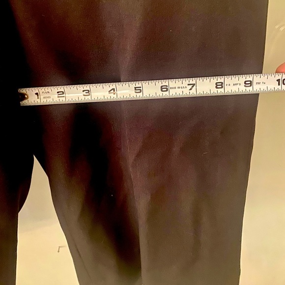 🔄NEW DIRECTIONS🔄 DRESSY STRETCH BERMUDA SHORTS NWT❣️ - Picture 10 of 11